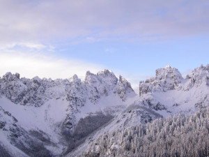 2479_forni_di_sopra_dolomiti_innevate