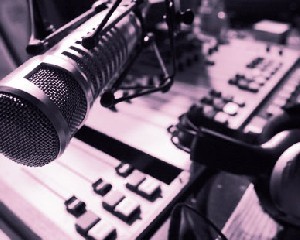 speaker-radio_landscape_300x1000