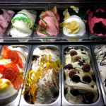 Gelateria a Klagenfurt ricerca 2 banconieri/e