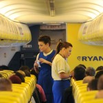 Ryanair recluta assistenti di volo: pubblicate le date italiane per i colloqui (a Venezia il 18 febbraio)