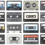 Riciclo creativo: le vecchie musicassette diventano sedie, borse e portaoggetti!