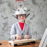 Up to Youth: come aprire una startup?