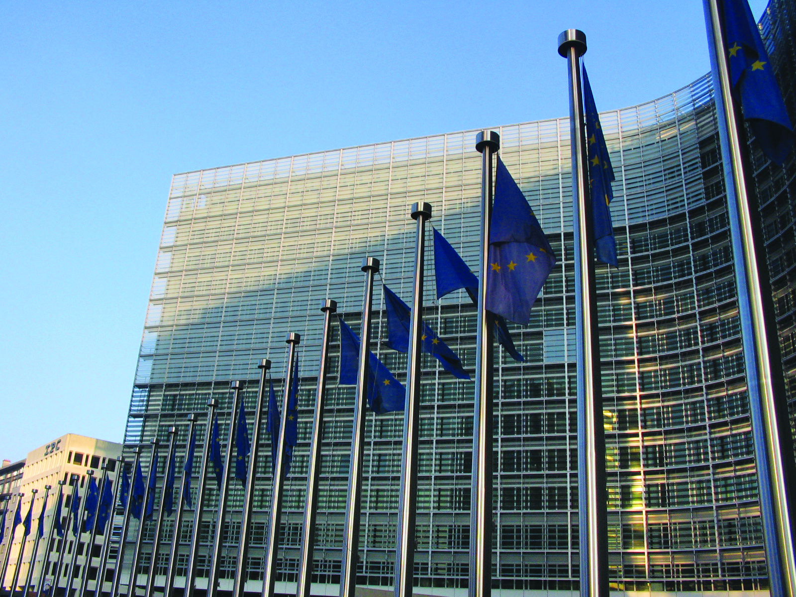 Bilancio UE 2021-2027: accordo preliminare su InvestEU
